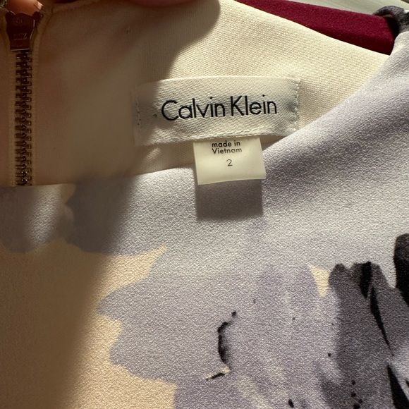 NWT Calvin Klein Spring Bell-Sleeve Sheath Dress - Picture 3 of 8